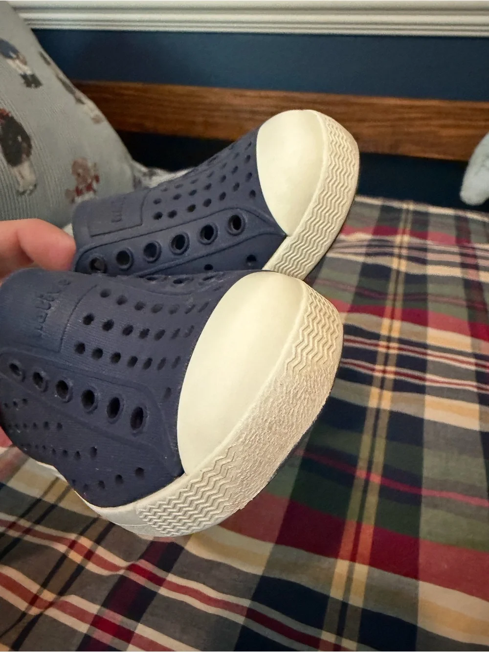 Toddler Native Shoes - Navy and White - Size C6